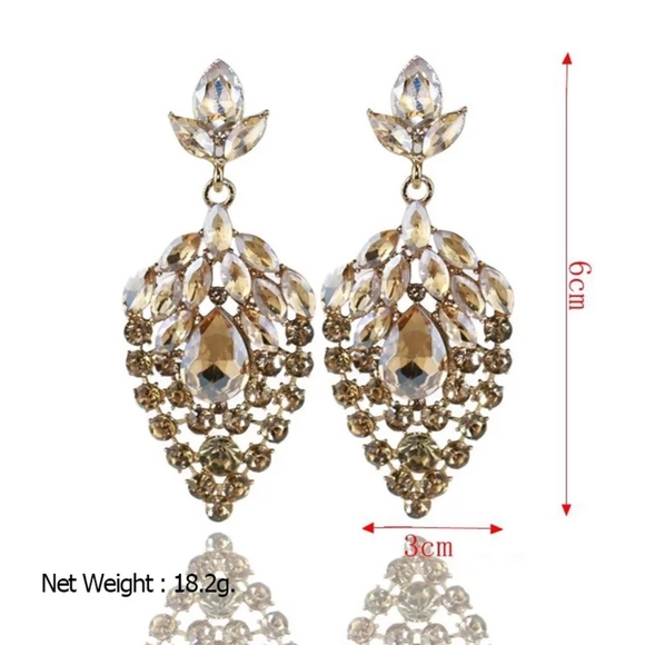 🌼Rhinestone Earrings 🌼 - Picture 5 of 6